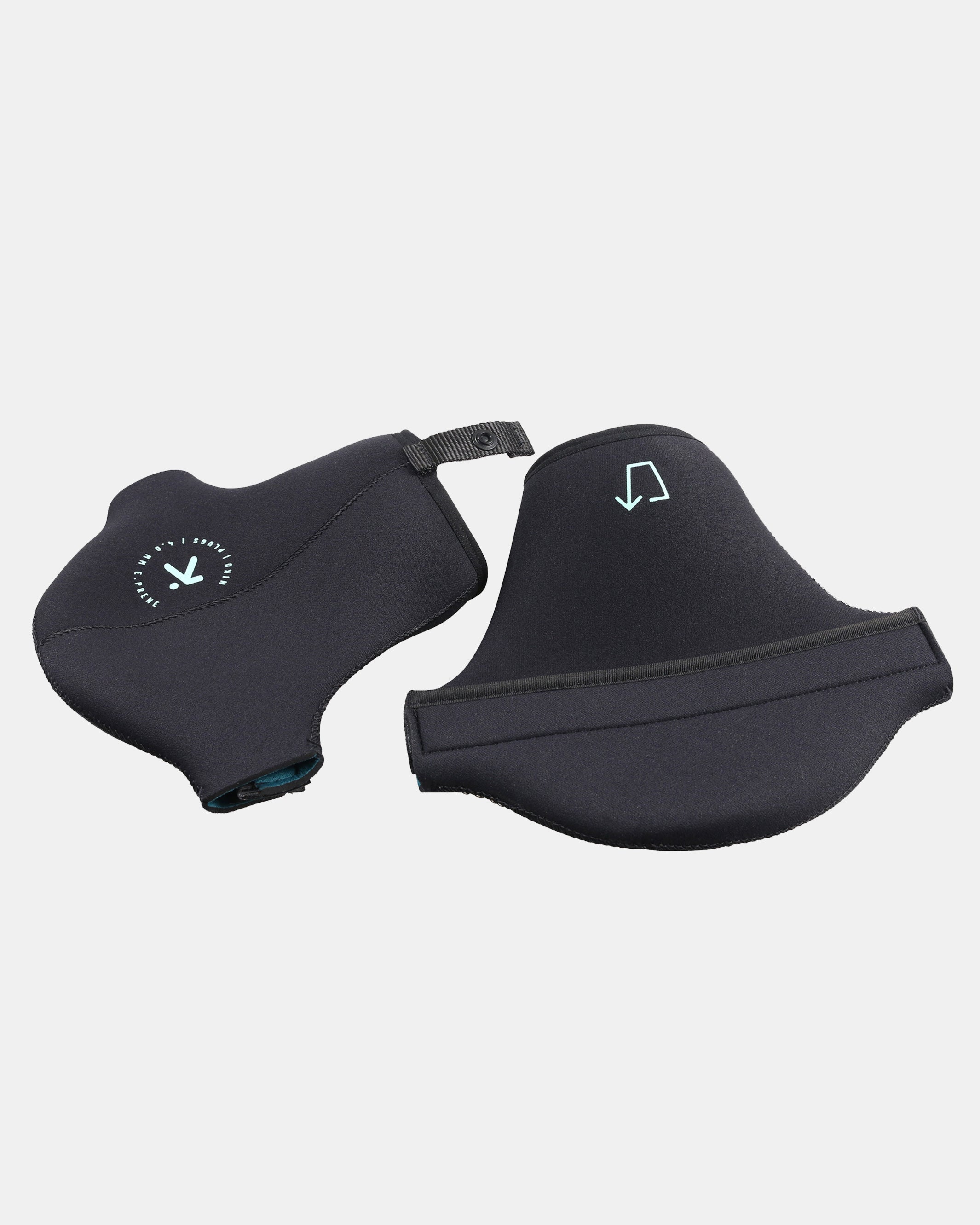 PLUGS 4.0 Pogies