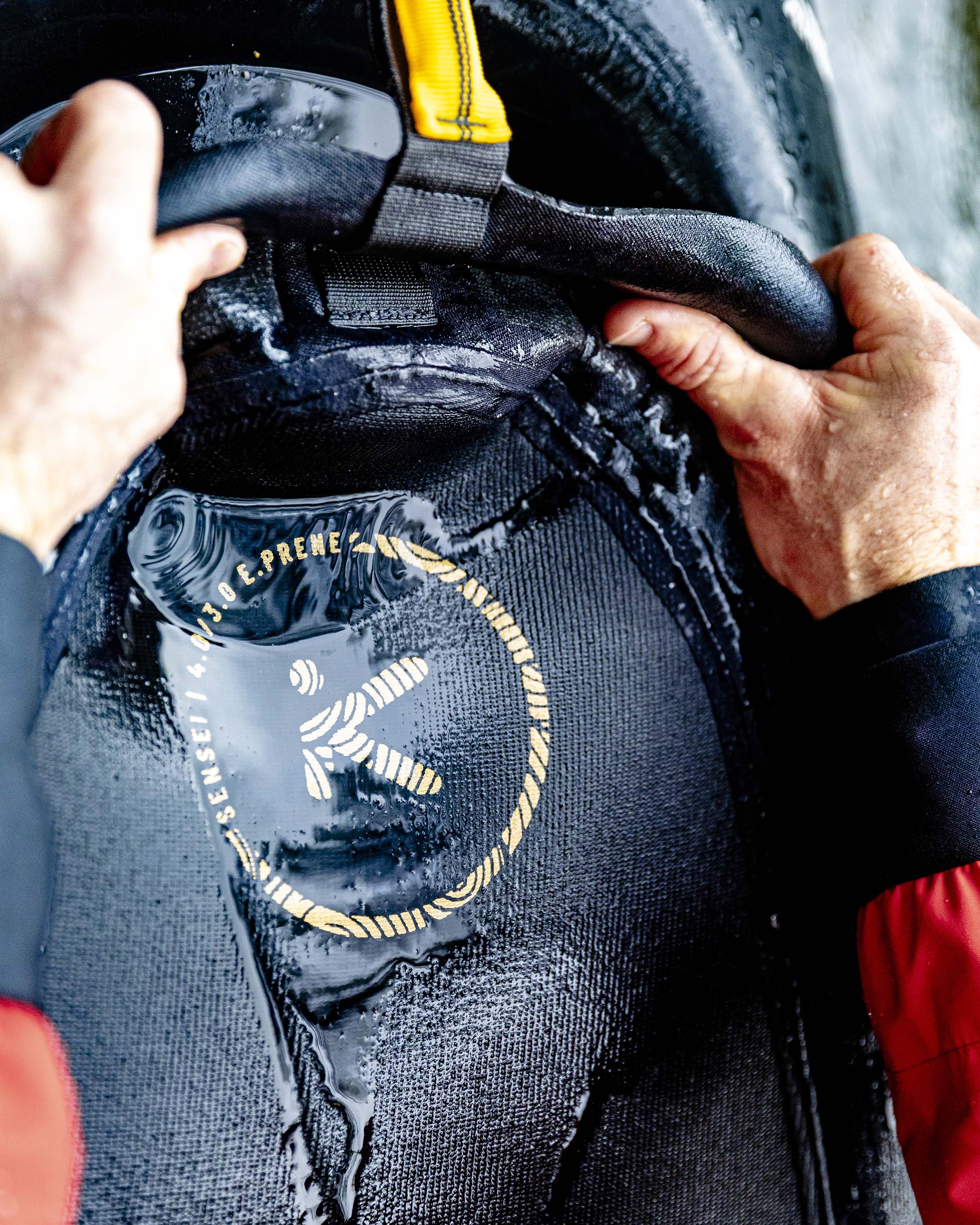 Hiko Sensei nandavani na řece